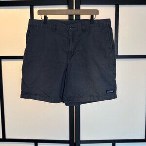 Patagonia organic cotton shorts Men’s Size 38 Gray outdoor trail adventure climb